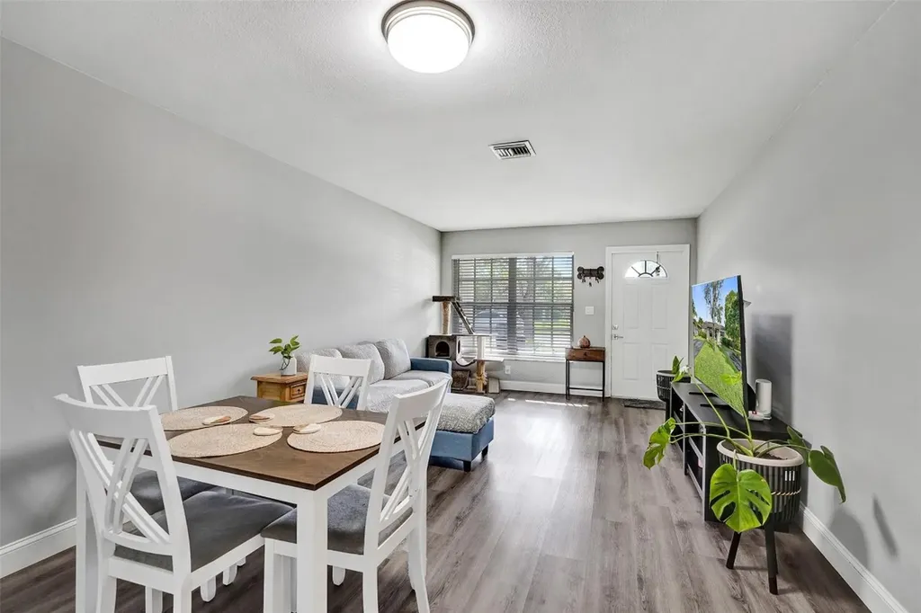 4017 Woodside Drive Coral Springs FL 33065