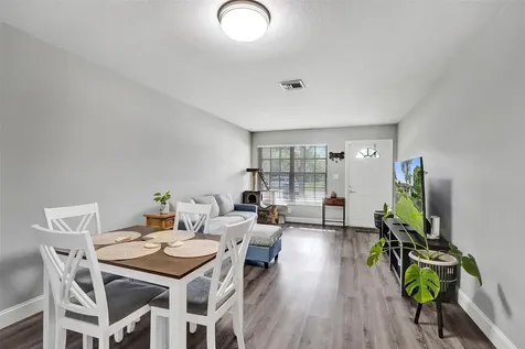 4017 Woodside Drive Coral Springs FL 33065