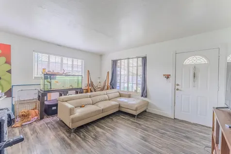 2011 SW 97th Terrace Miramar FL 33025