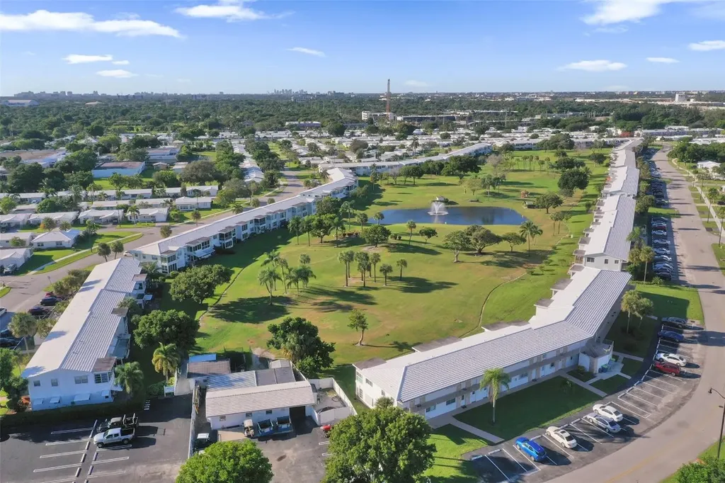 2751 E Golf Boulevard Pompano Beach FL 33064