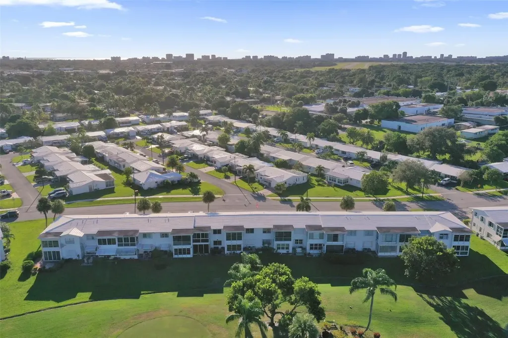 2751 E Golf Boulevard Pompano Beach FL 33064