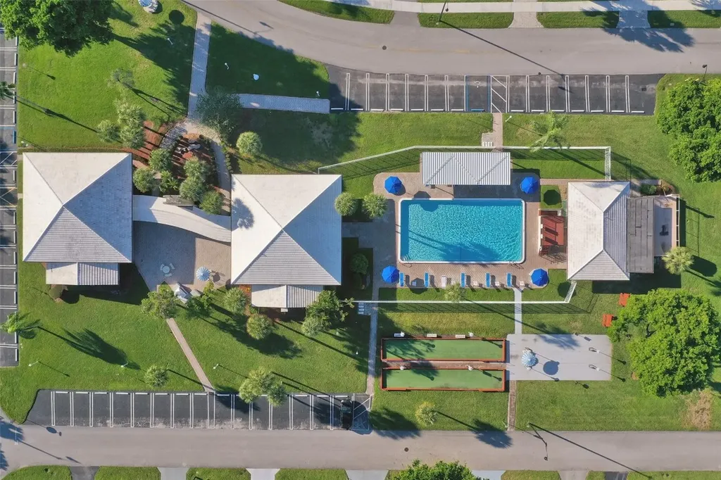 2751 E Golf Boulevard Pompano Beach FL 33064