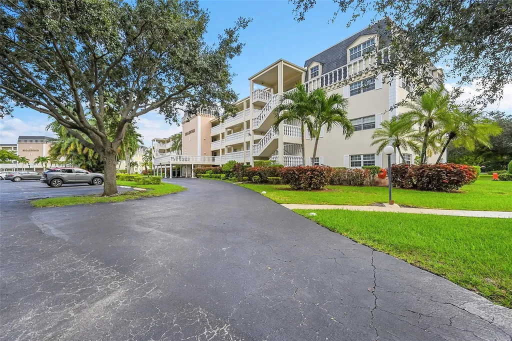 3475 Broken Woods Drive Coral Springs FL 33065