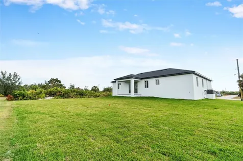 13438 Mcintosh Avenue Port Charlotte FL 33981