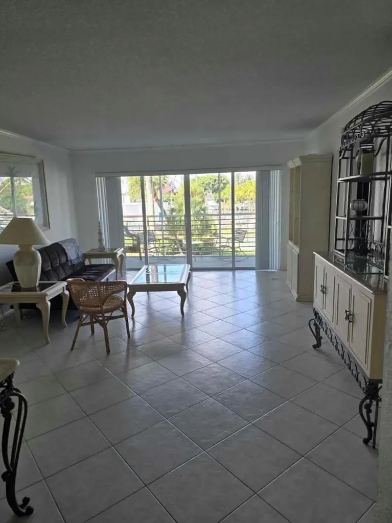 Pompano Beach FL 33062