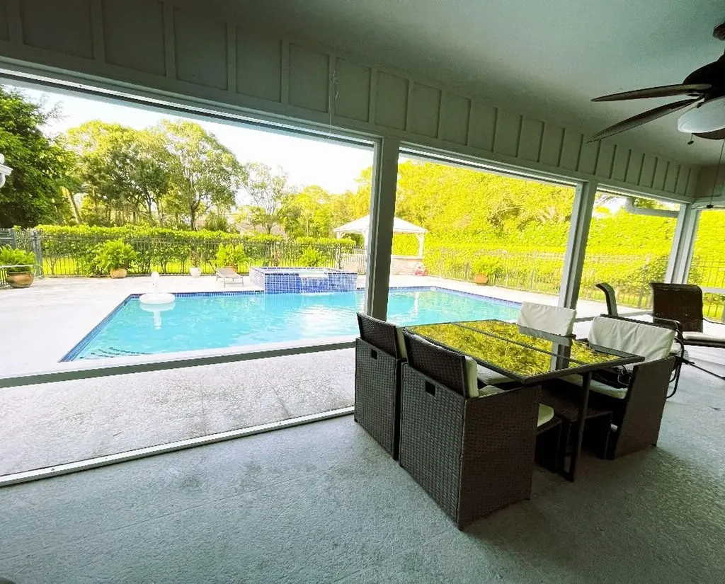 14183 Greentree Trail Wellington FL 33414