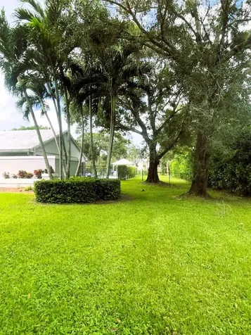 14183 Greentree Trail Wellington FL 33414