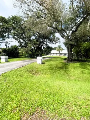 14183 Greentree Trail Wellington FL 33414