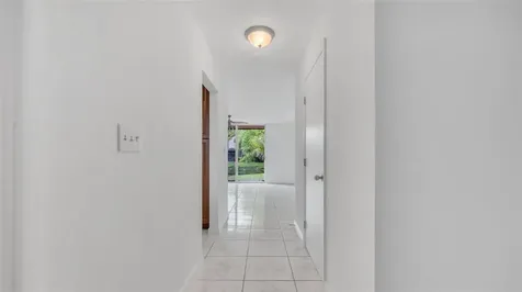 1153 Hampton Boulevard North Lauderdale FL 33068