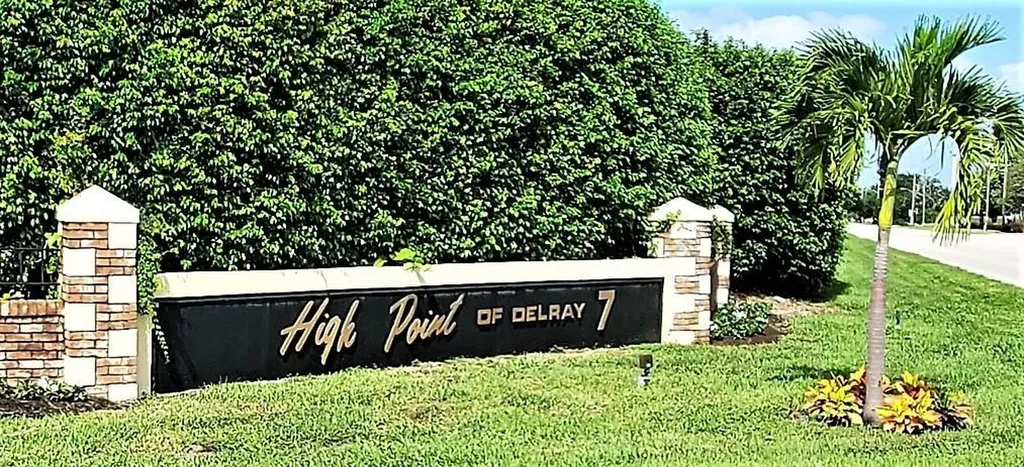 5245 NW 3rd Street Delray Beach FL 33445