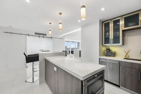 545 S Fort Lauderdale Beach Boulevard Fort Lauderdale FL 33316
