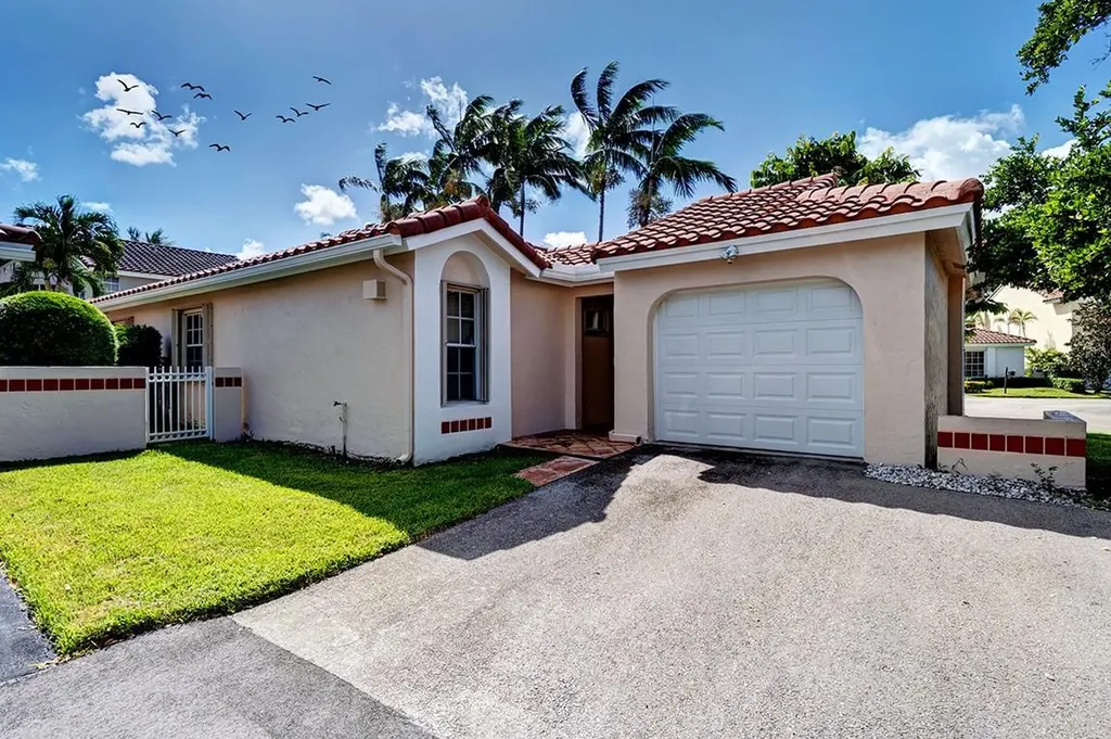 1487 Garden Road Weston FL 33326