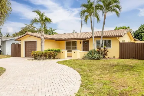 1680 NW 43rd Street Oakland Park FL 33309