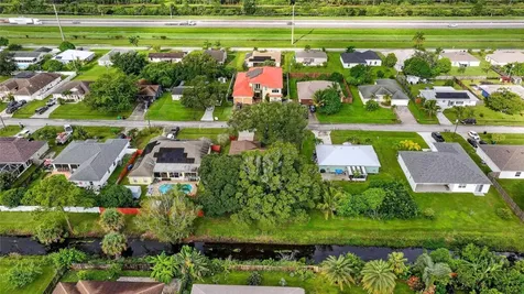 397 NW Biltmore Street Port St Lucie FL 34983