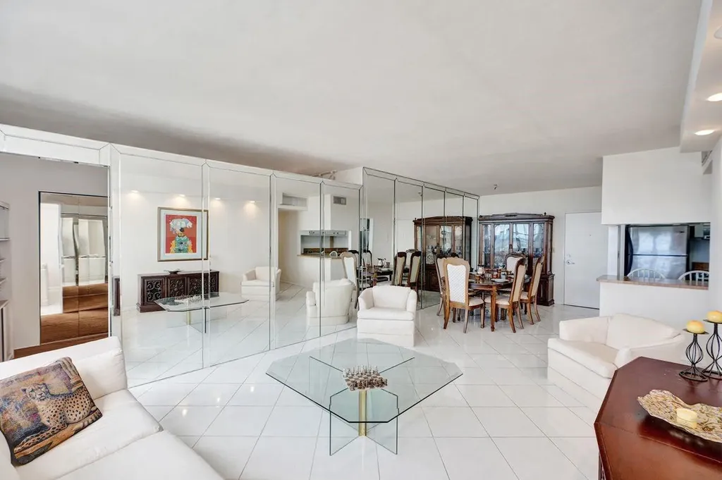 7441 Wayne Avenue Miami Beach FL 33141