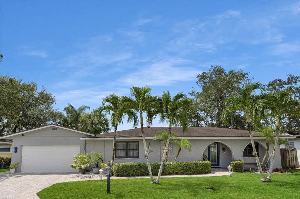 750 SW Salerno Road Stuart FL 34997