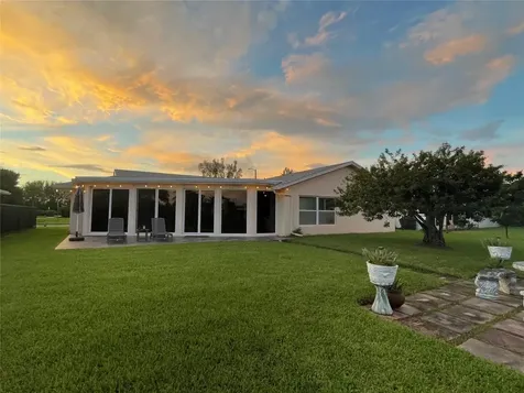 9208 NW 80th Street Tamarac FL 33321