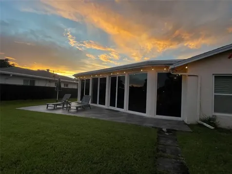 9208 NW 80th Street Tamarac FL 33321