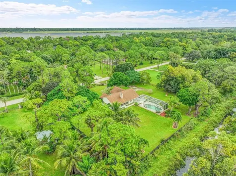 18392 N 48th Avenue Loxahatchee FL 33470