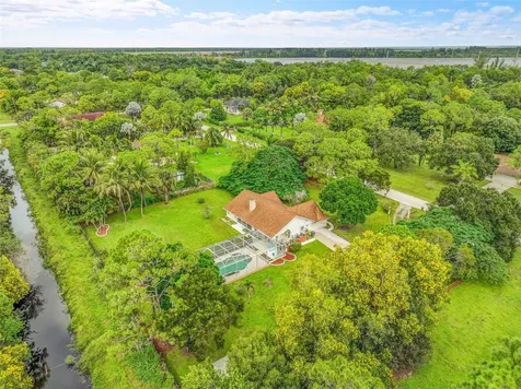 18392 N 48th Avenue Loxahatchee FL 33470