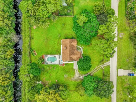 18392 N 48th Avenue Loxahatchee FL 33470