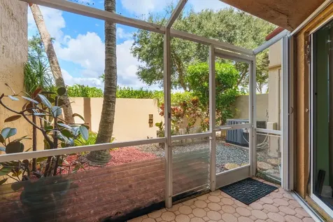 7907 NW 7th Court Plantation FL 33324
