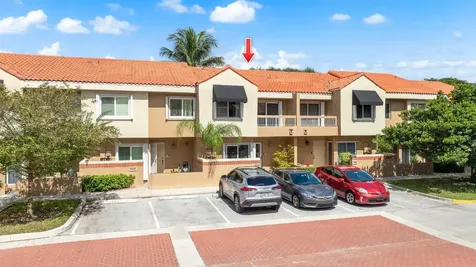 7907 NW 7th Court Plantation FL 33324