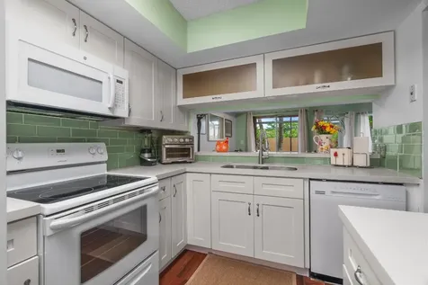 7907 NW 7th Court Plantation FL 33324