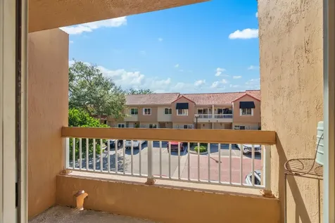7907 NW 7th Court Plantation FL 33324