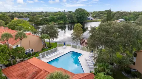 7907 NW 7th Court Plantation FL 33324