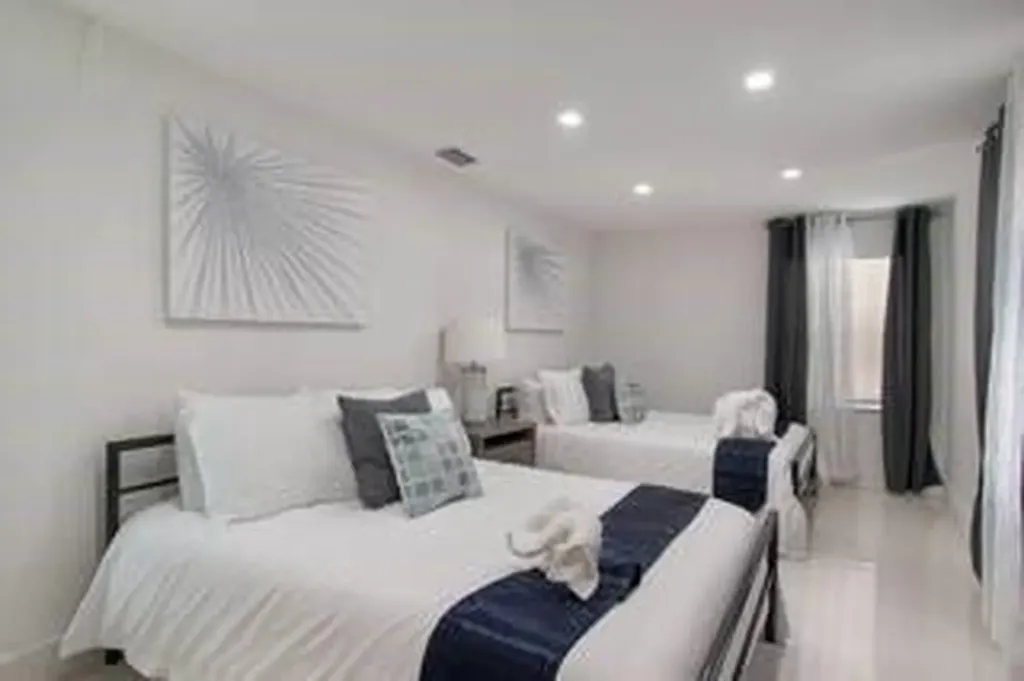 4155 SW 49th Street Fort Lauderdale FL 33314