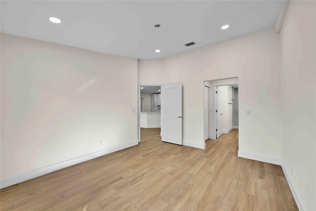 11766 NW 57th Street Coral Springs FL 33076