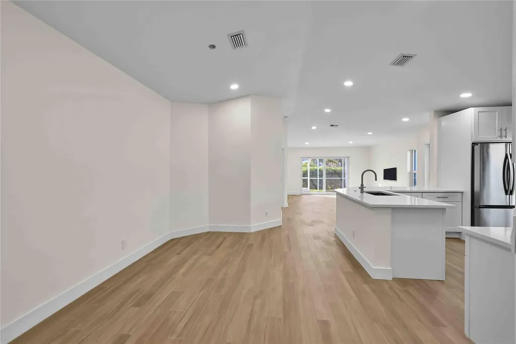 11766 NW 57th Street Coral Springs FL 33076