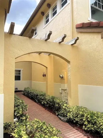 5780 NW 120th Avenue Coral Springs FL 33076