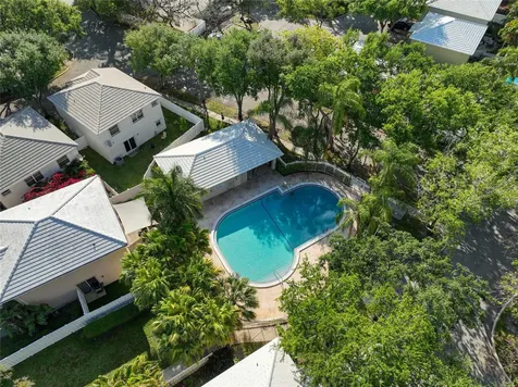 9871 NW 2nd Court Plantation FL 33324