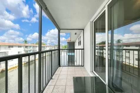 1775 N Andrews Square Fort Lauderdale FL 33311