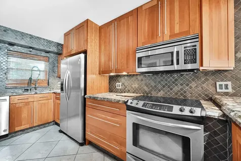 1775 N Andrews Square Fort Lauderdale FL 33311