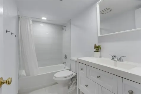 7950 NW 11th Court Plantation FL 33322
