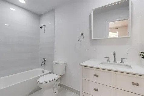 7950 NW 11th Court Plantation FL 33322
