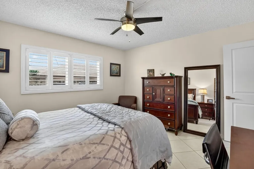 1537 E Hillsboro Boulevard Deerfield Beach FL 33441