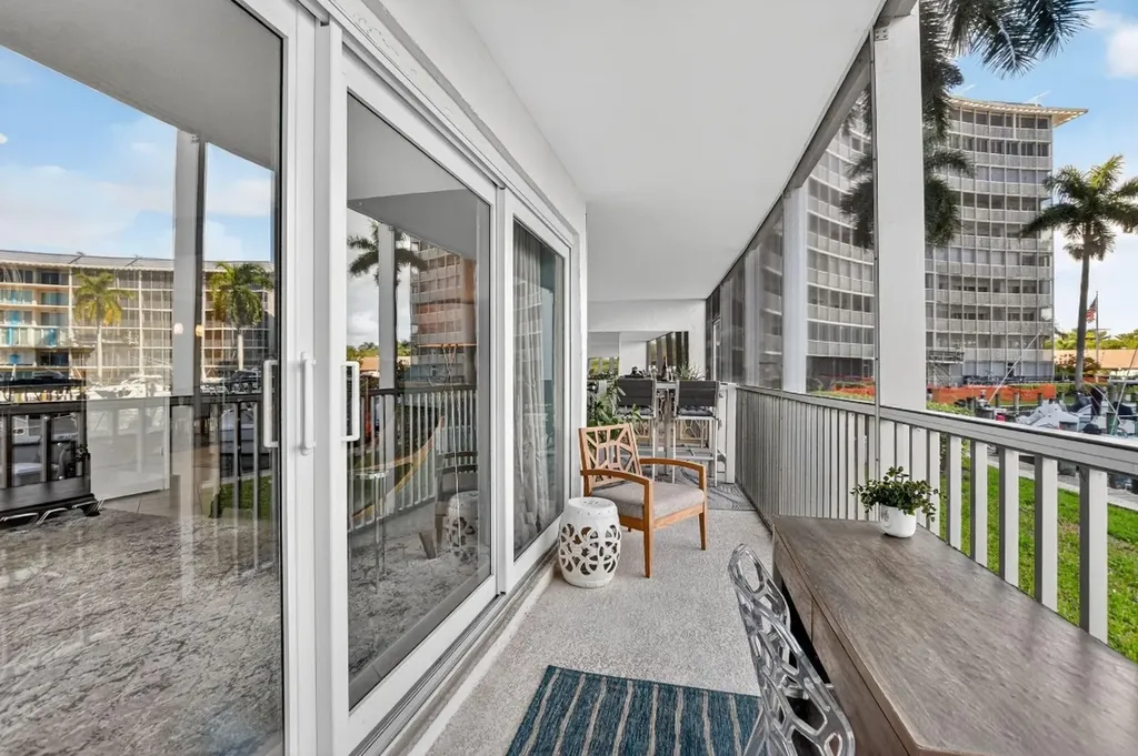 1537 E Hillsboro Boulevard Deerfield Beach FL 33441