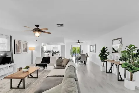 214 SE 6th Street Dania Beach FL 33004