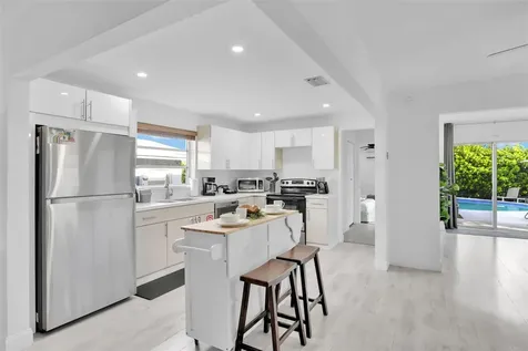 214 SE 6th Street Dania Beach FL 33004