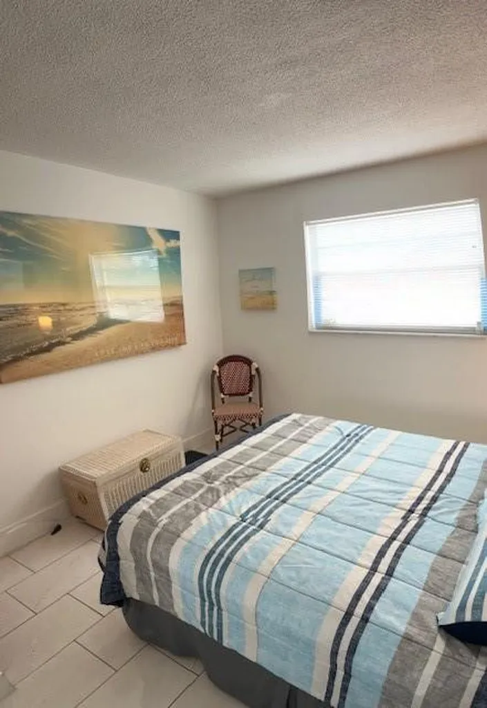 2145 Pierce Street Hollywood FL 33020