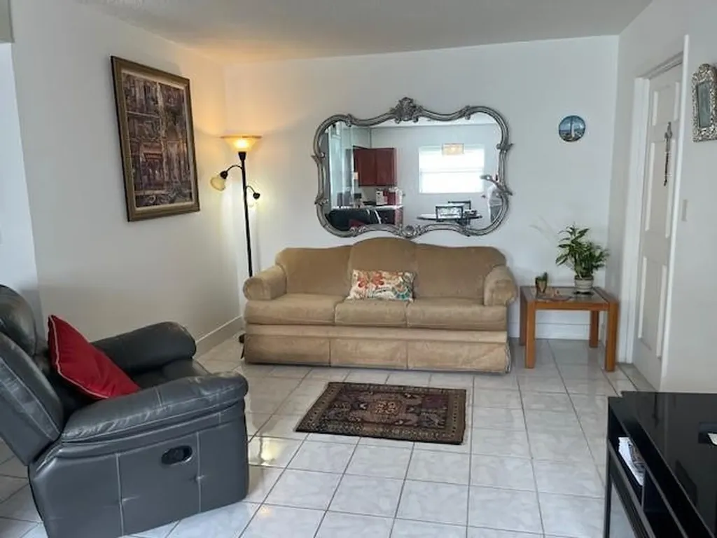 2145 Pierce Street Hollywood FL 33020