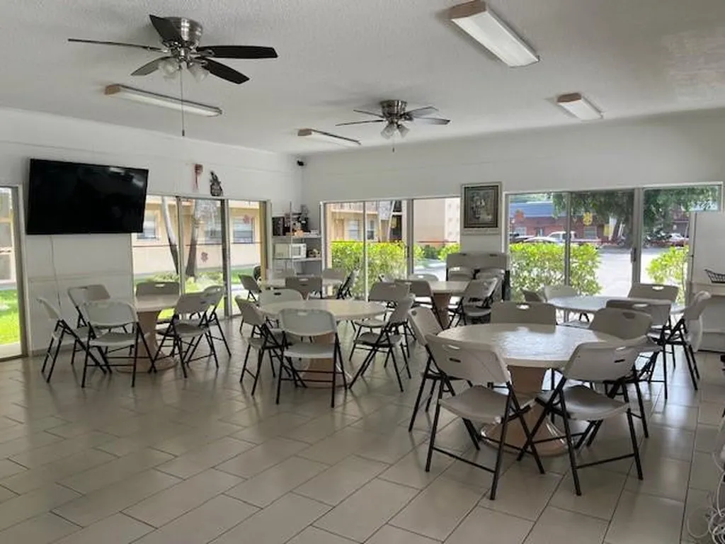 2145 Pierce Street Hollywood FL 33020