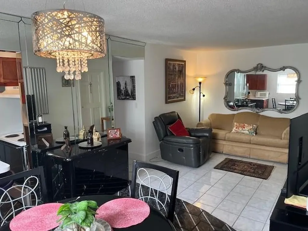 2145 Pierce Street Hollywood FL 33020