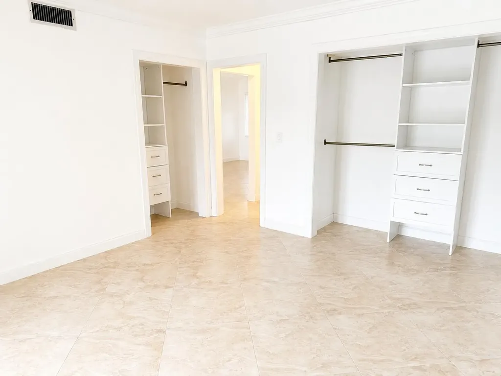 2131 NE 42nd Court Lighthouse Point FL 33064