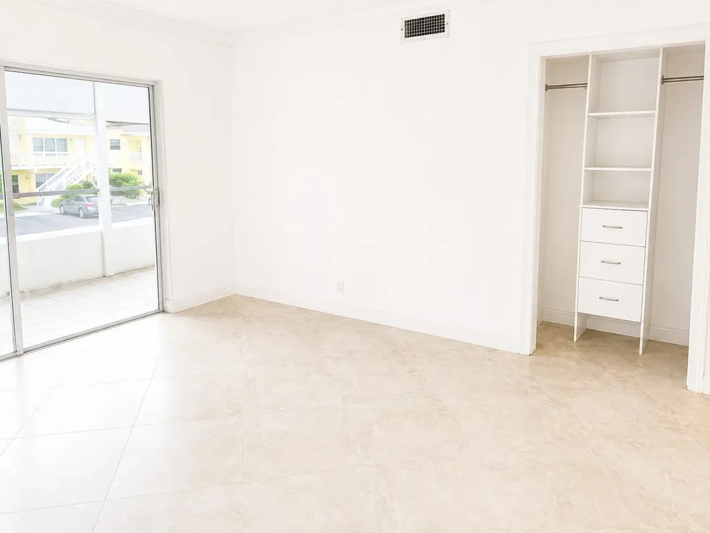 2131 NE 42nd Court Lighthouse Point FL 33064