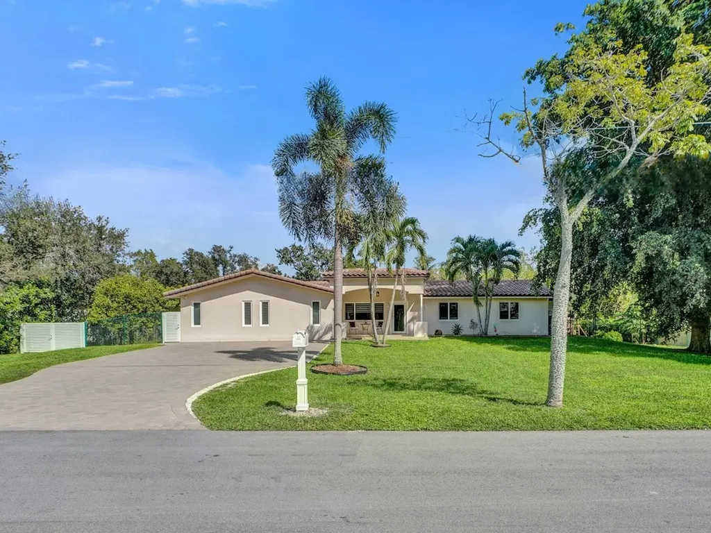 3801 SW 137th Avenue Miramar FL 33027